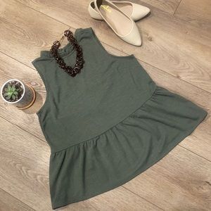Banana republic small , olive green rushed neck and drip waist top. EUC worn 1x